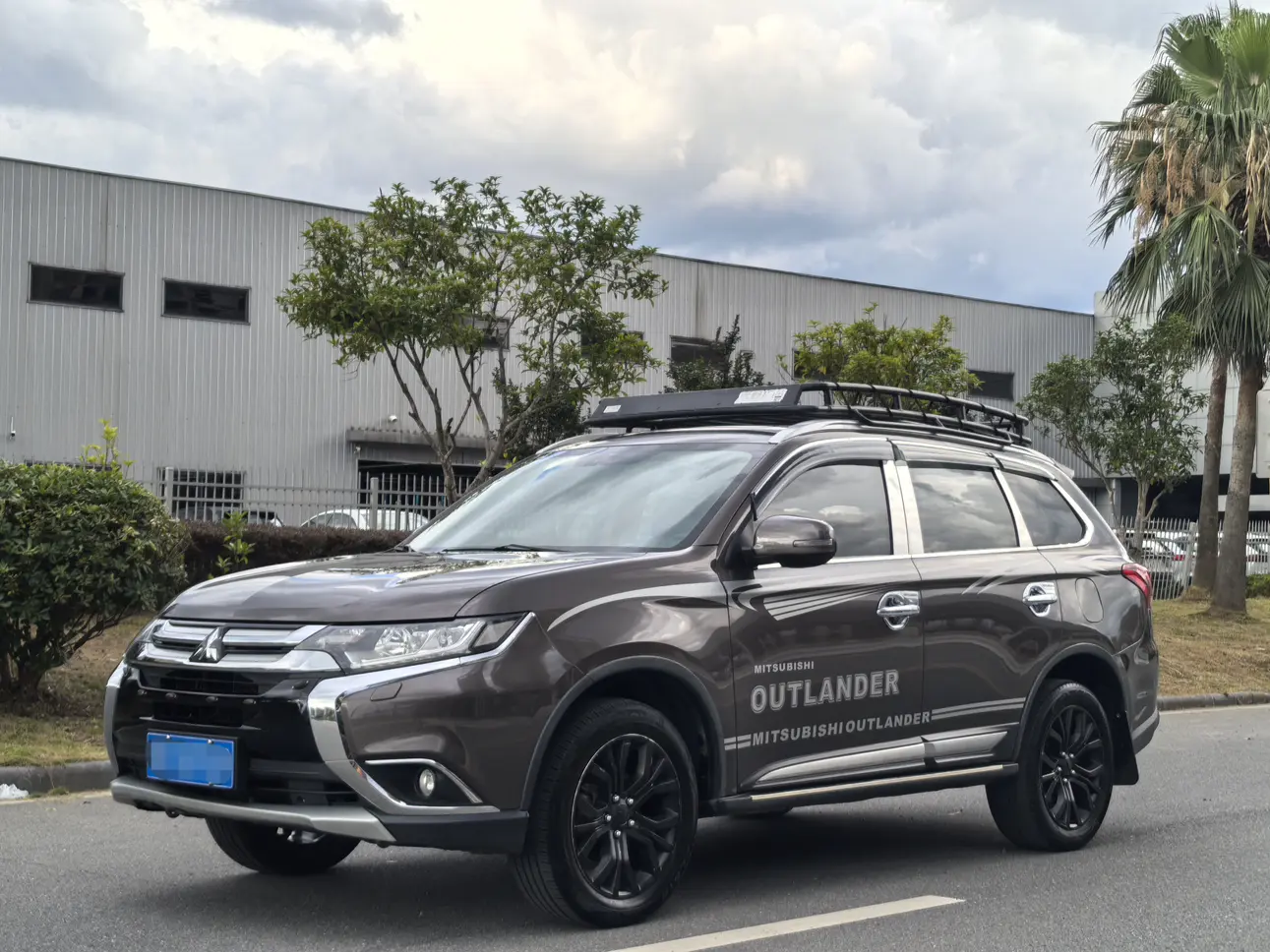 Mitsubishi Outlander  из Китая