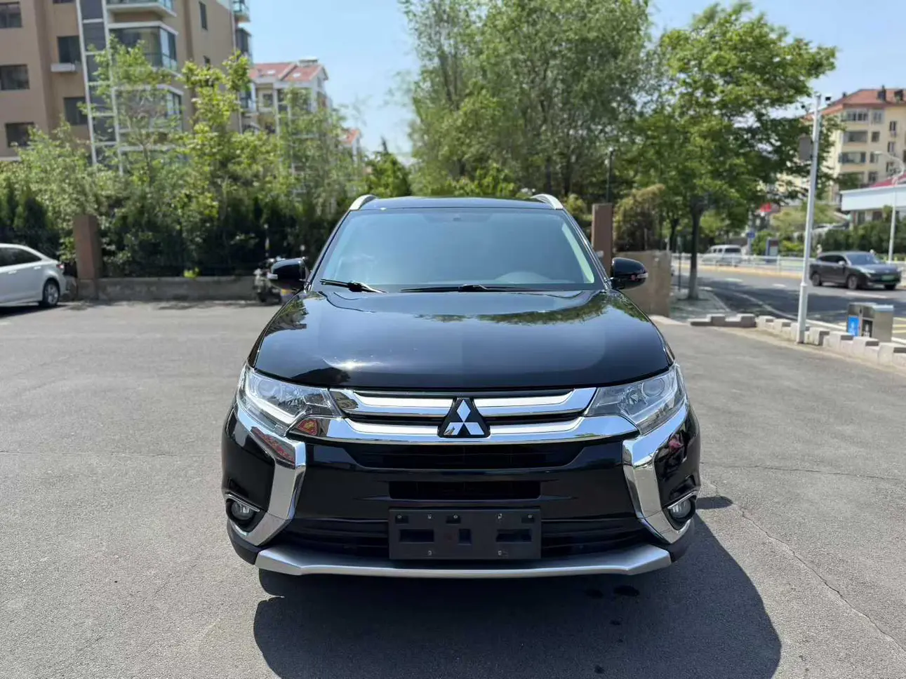 Mitsubishi Outlander  из Китая