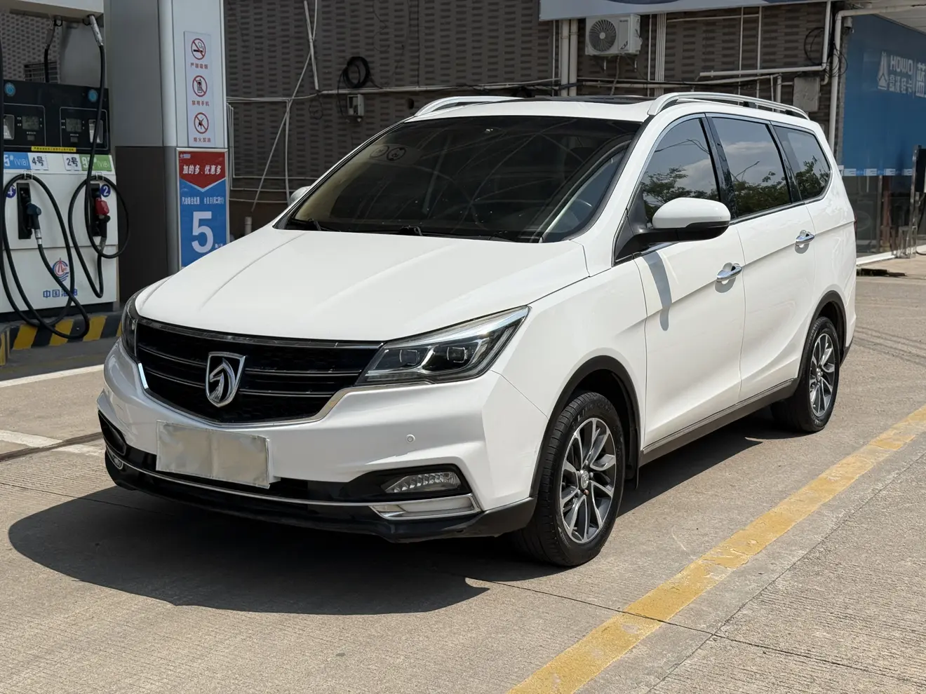 Baojun 730  из Китая