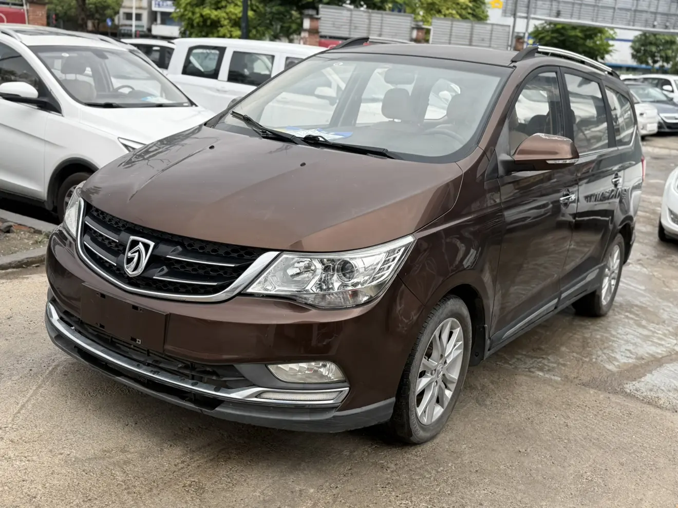 Baojun 730  из Китая