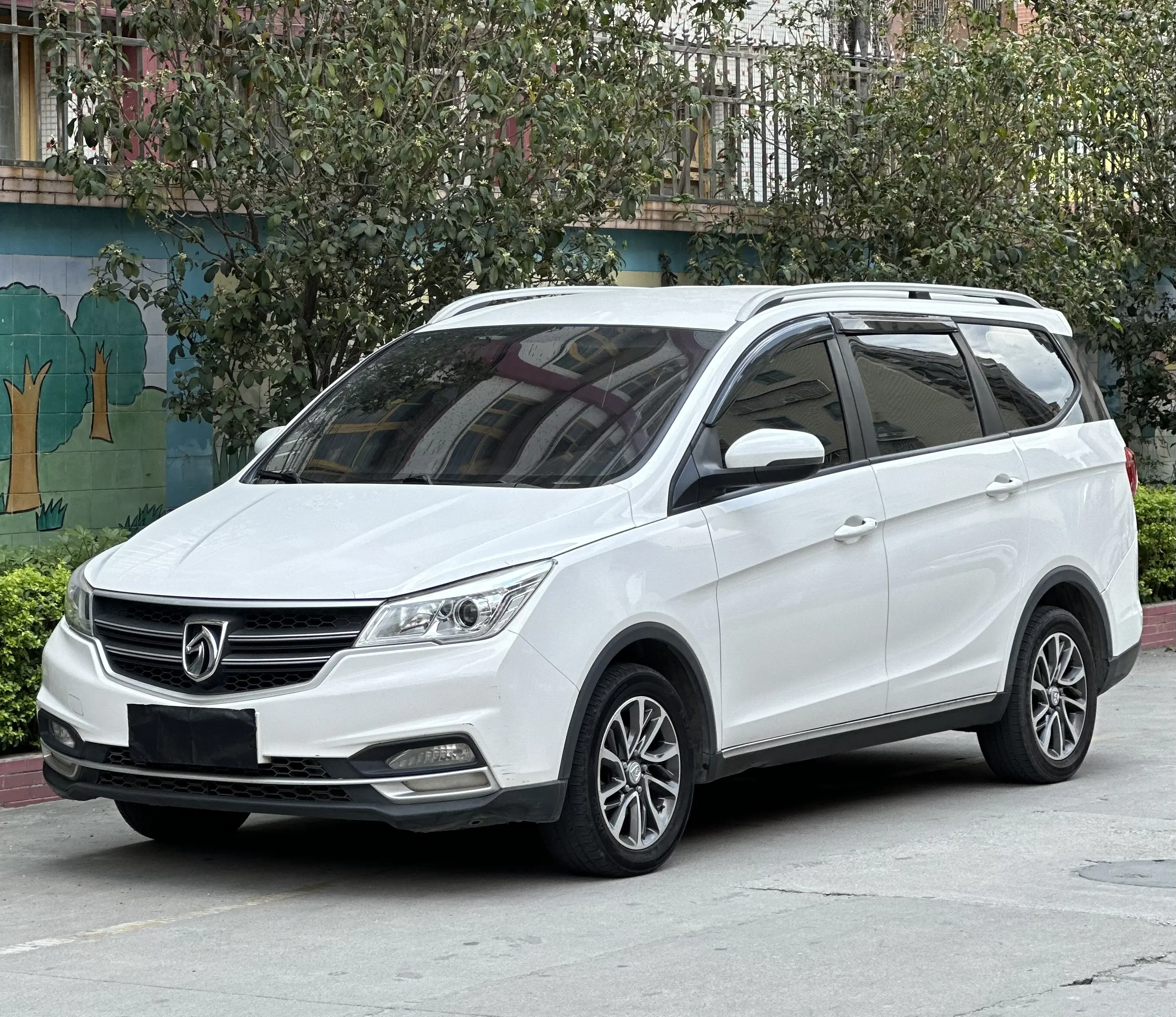 Baojun 730  из Китая