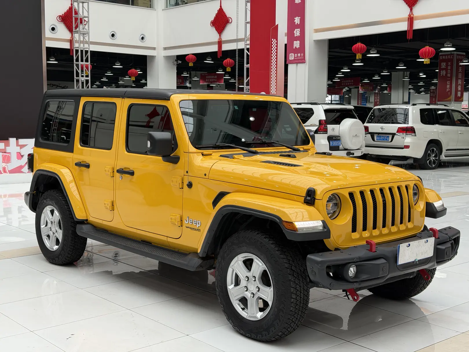 Jeep Wrangler  из Китая