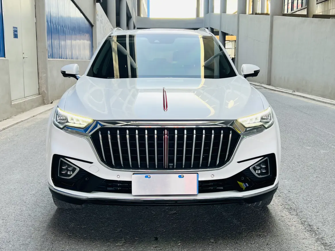 Hongqi HS5  из Китая