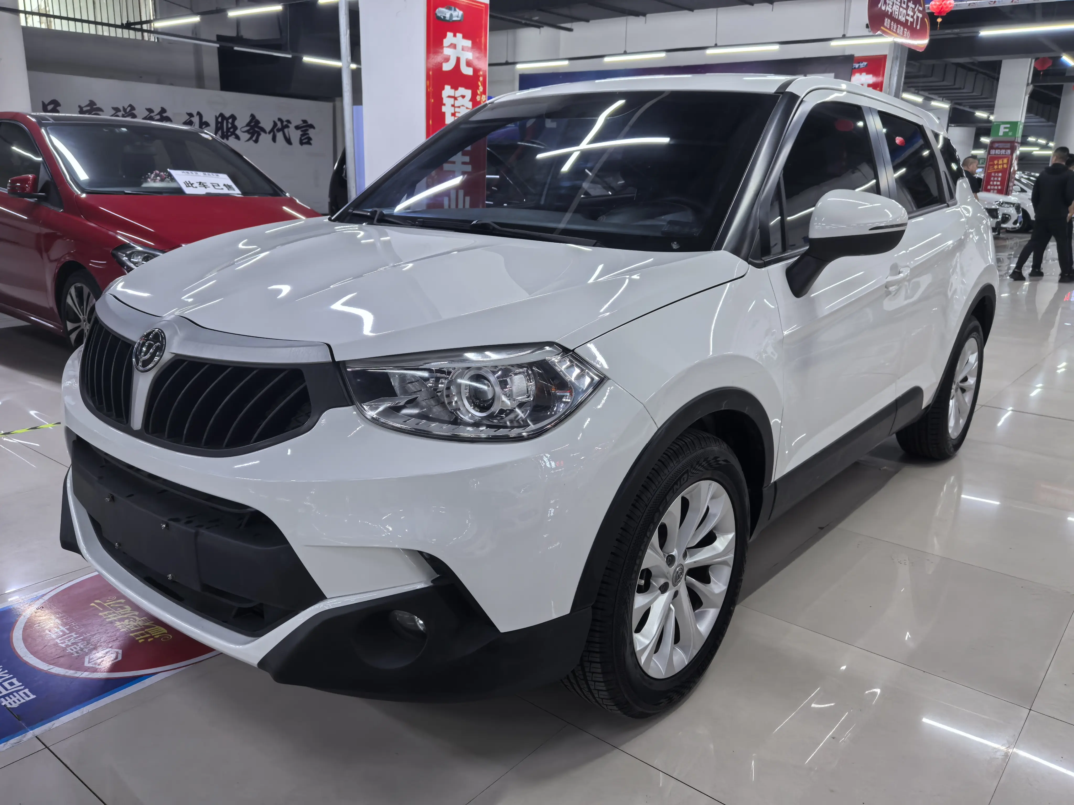 Brilliance China V3  из Китая