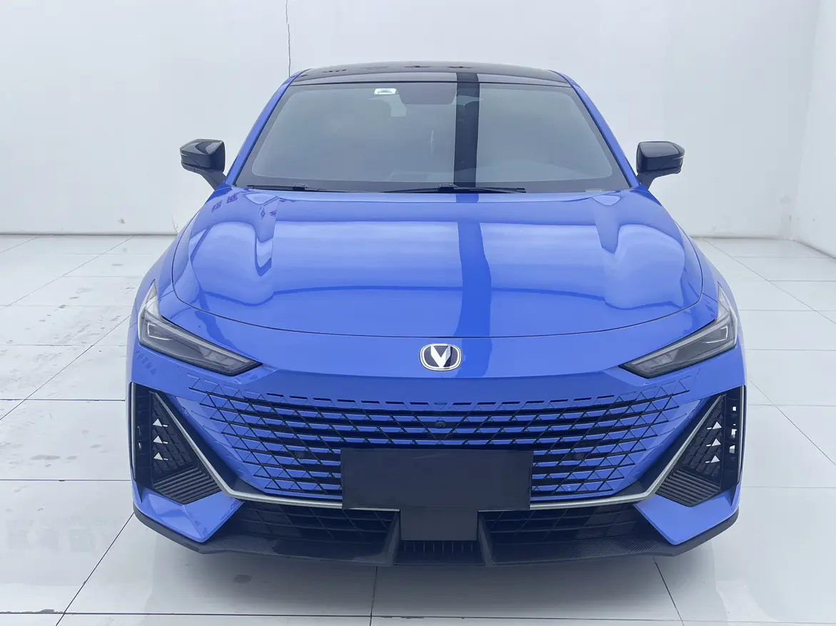 Changan UNI-V  из Китая