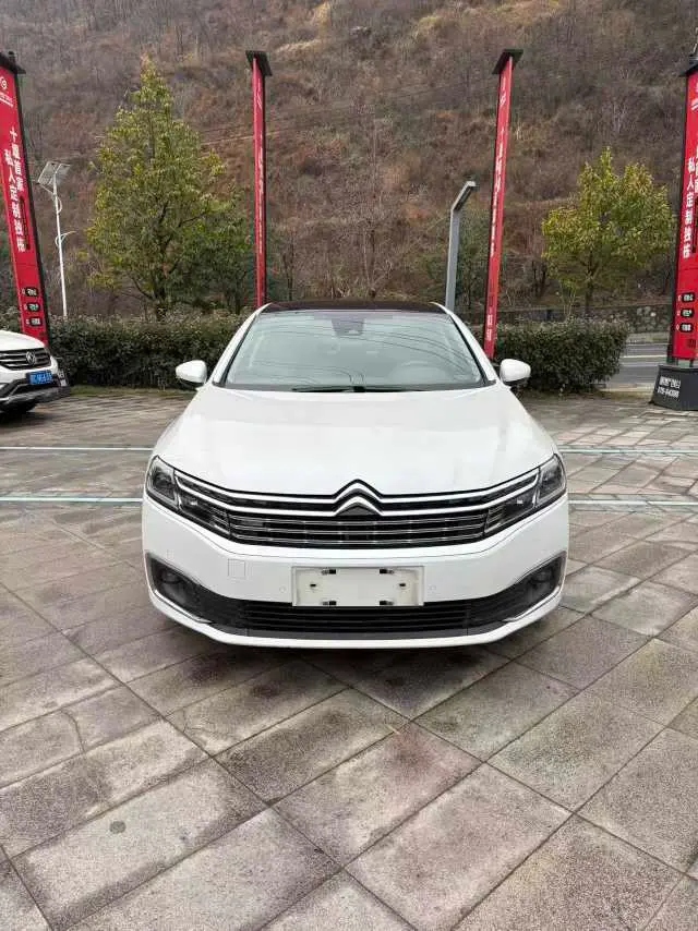 Citroën Citroen C6  из Китая