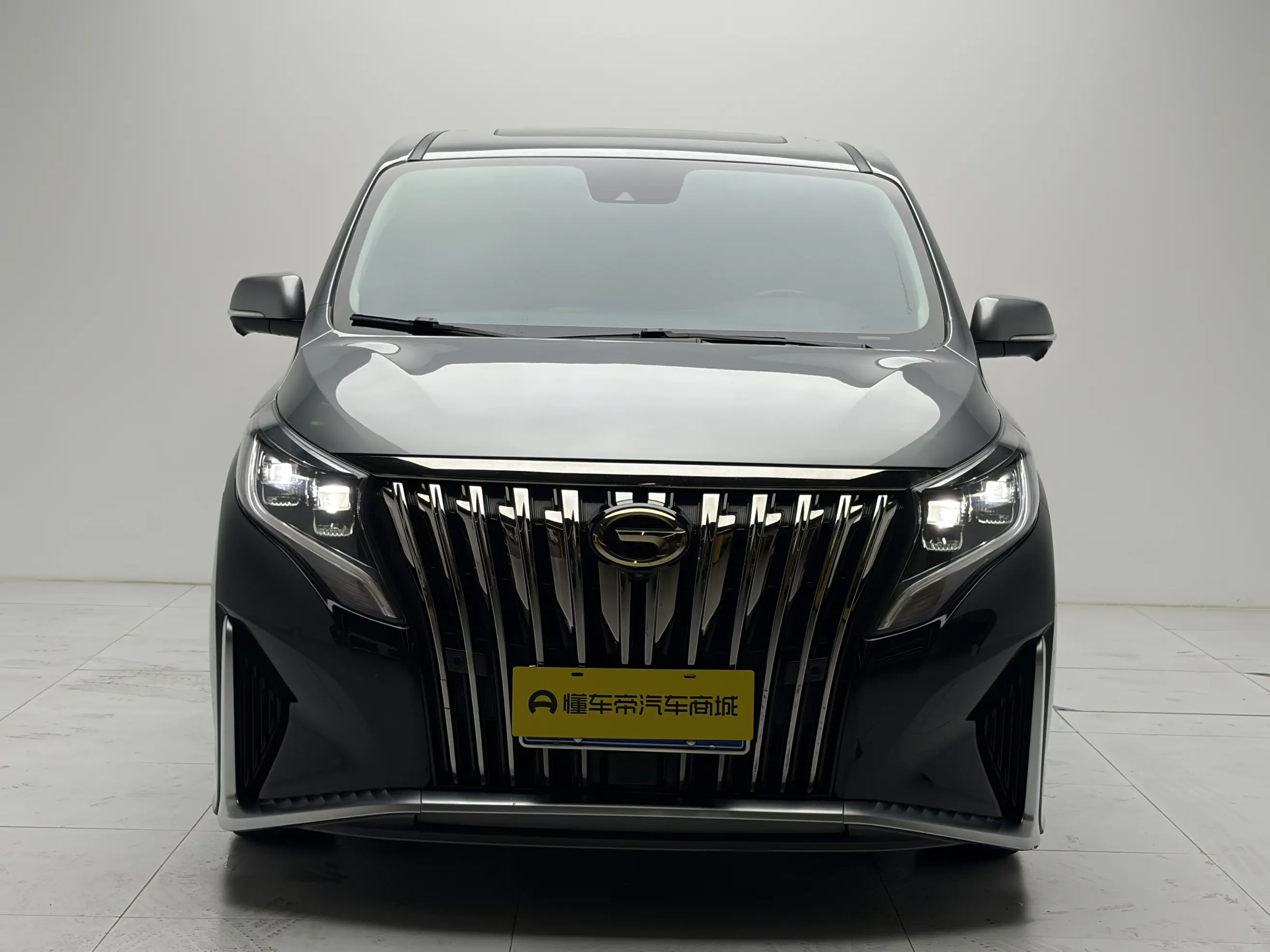 GAC Trumpchi M8  из Китая