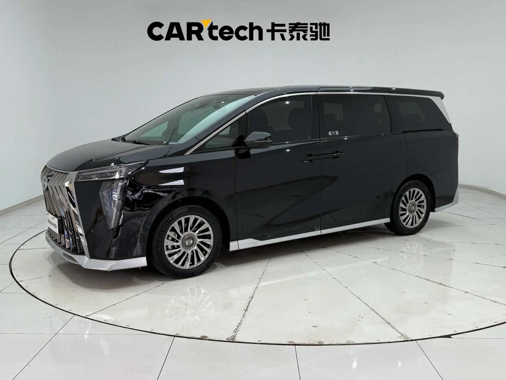 GAC Trumpchi M8  из Китая