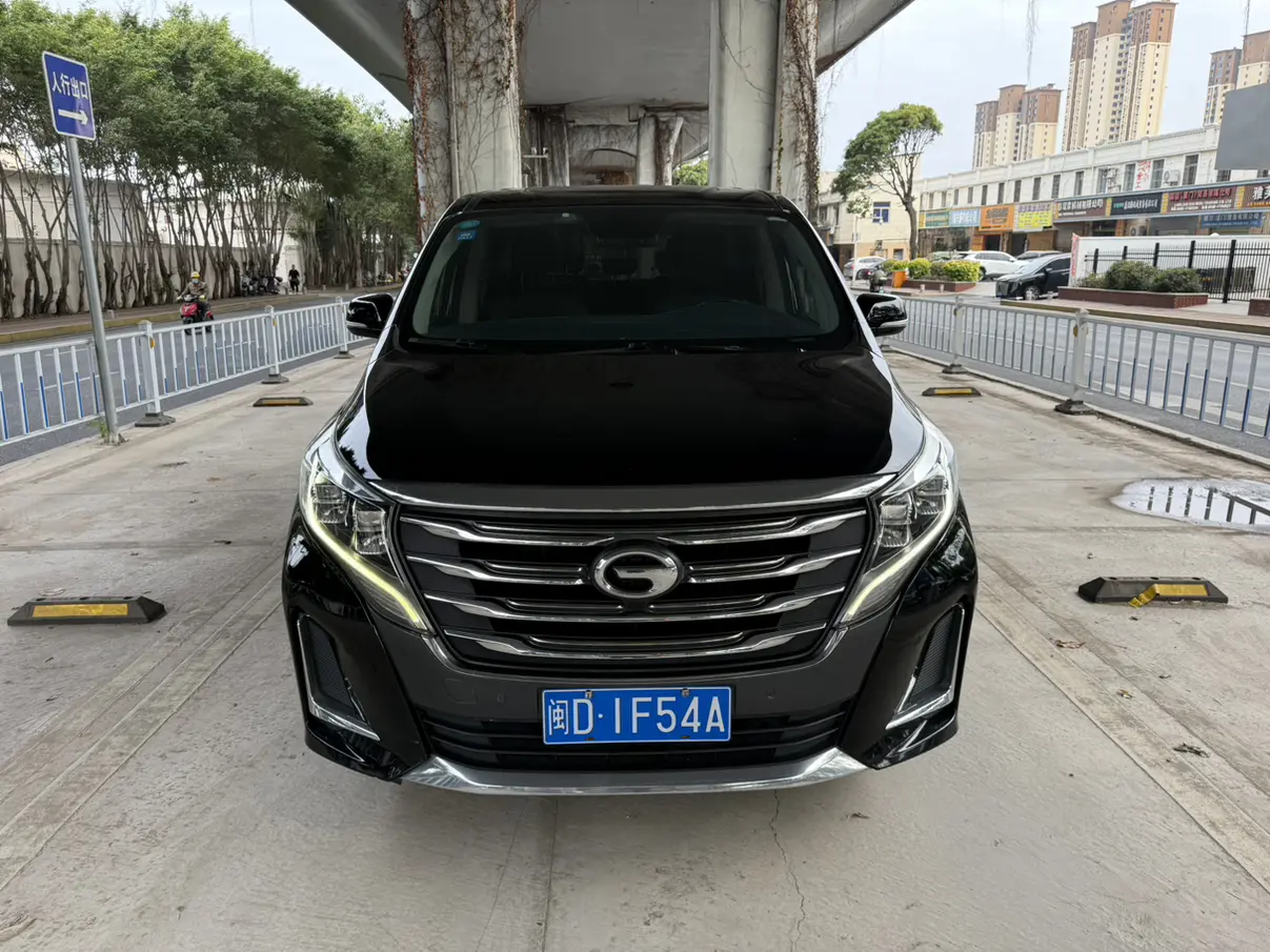 GAC Trumpchi M8  из Китая