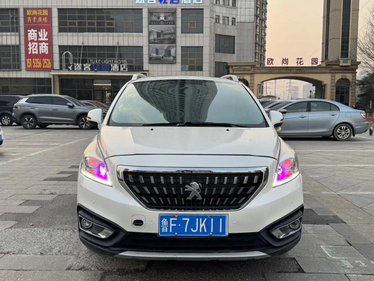 Peugeot 3008  из Китая