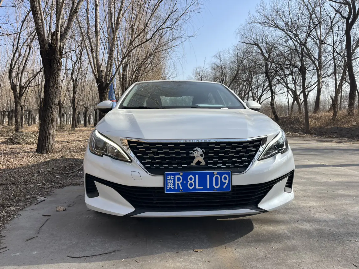 Peugeot 408  из Китая
