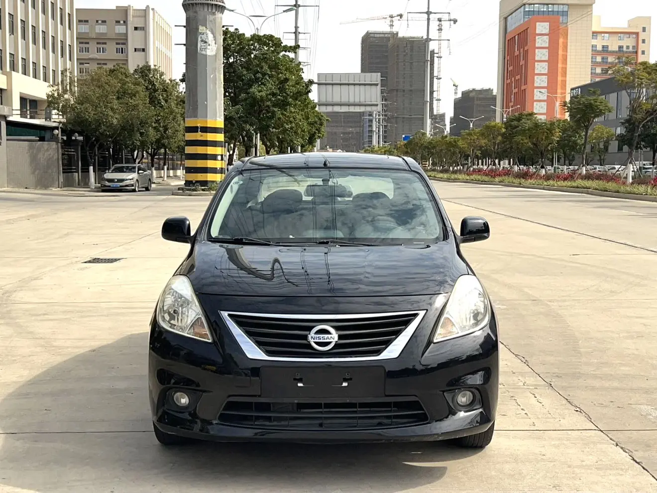 Nissan Sunlight  из Китая
