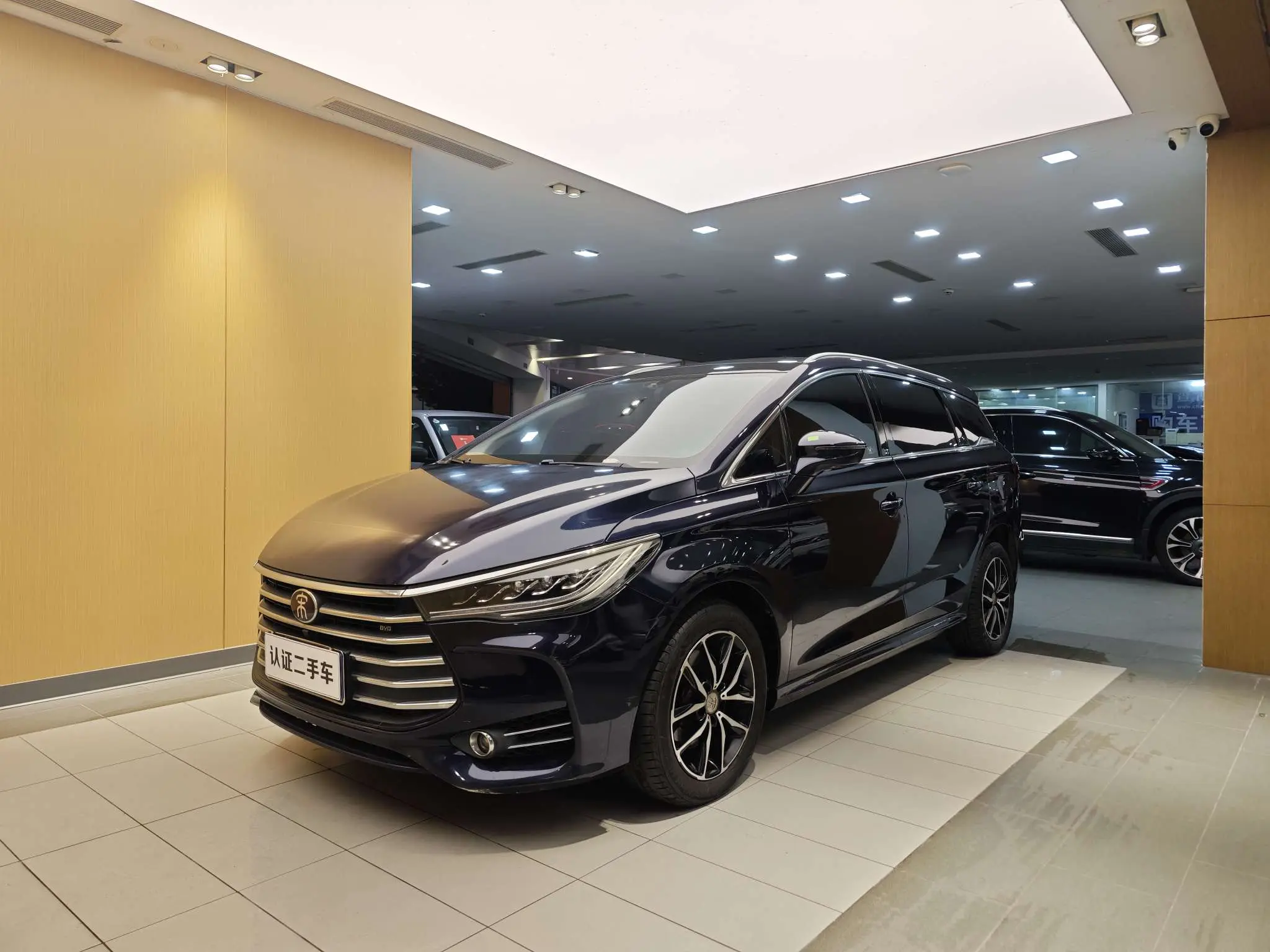 BYD Song MAX  из Китая