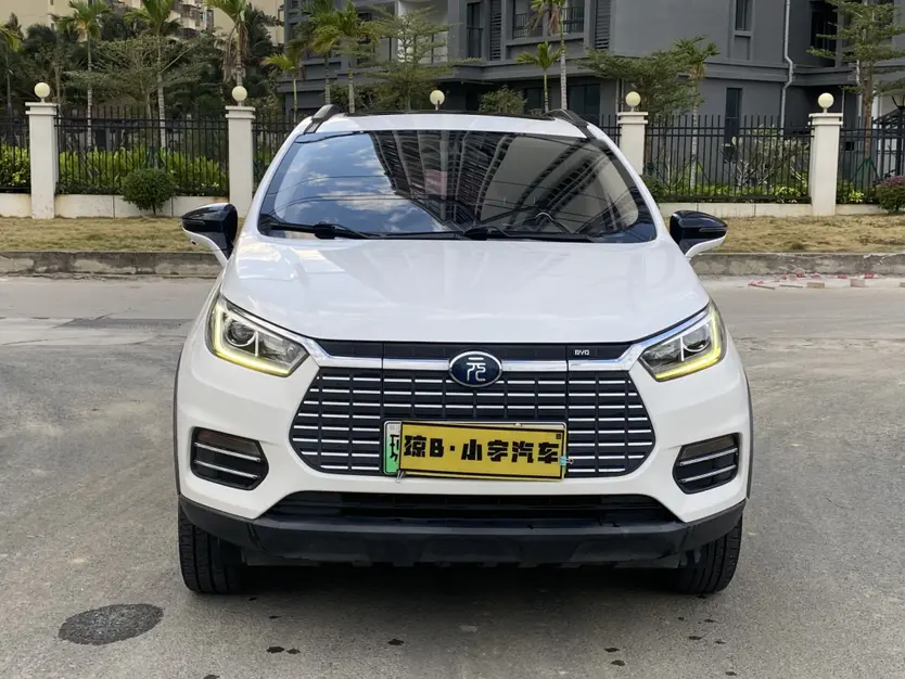 BYD Yuan EV  из Китая