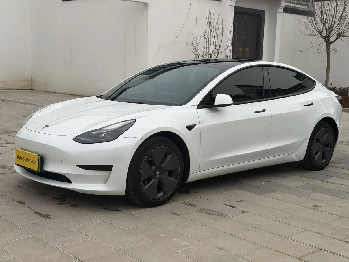 Tesla Model 3  из Китая