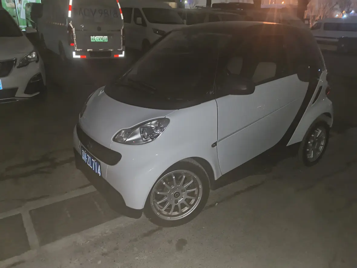 Smart fortwo  из Китая