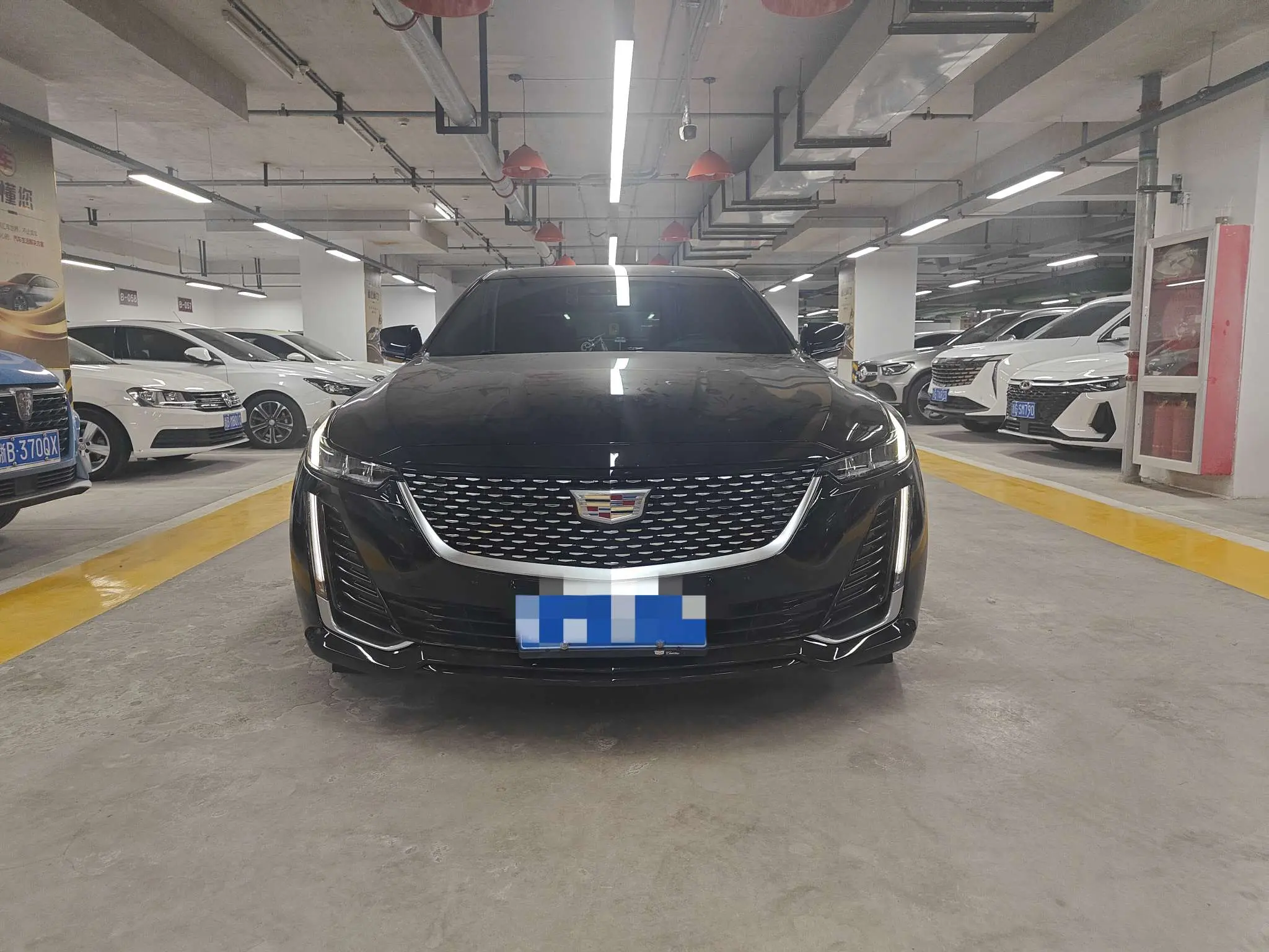 Cadillac CT5  из Китая