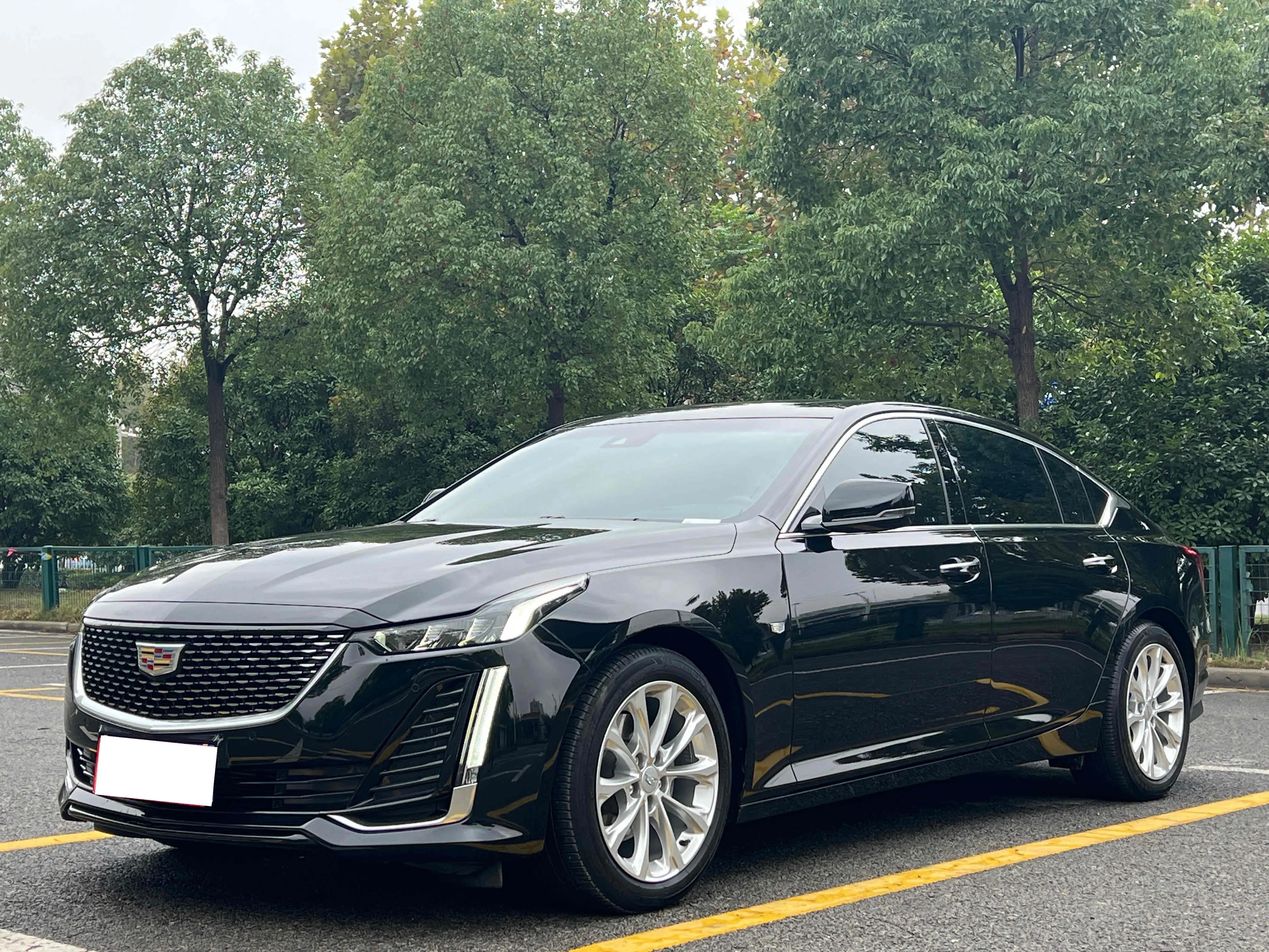 Cadillac CT5  из Китая