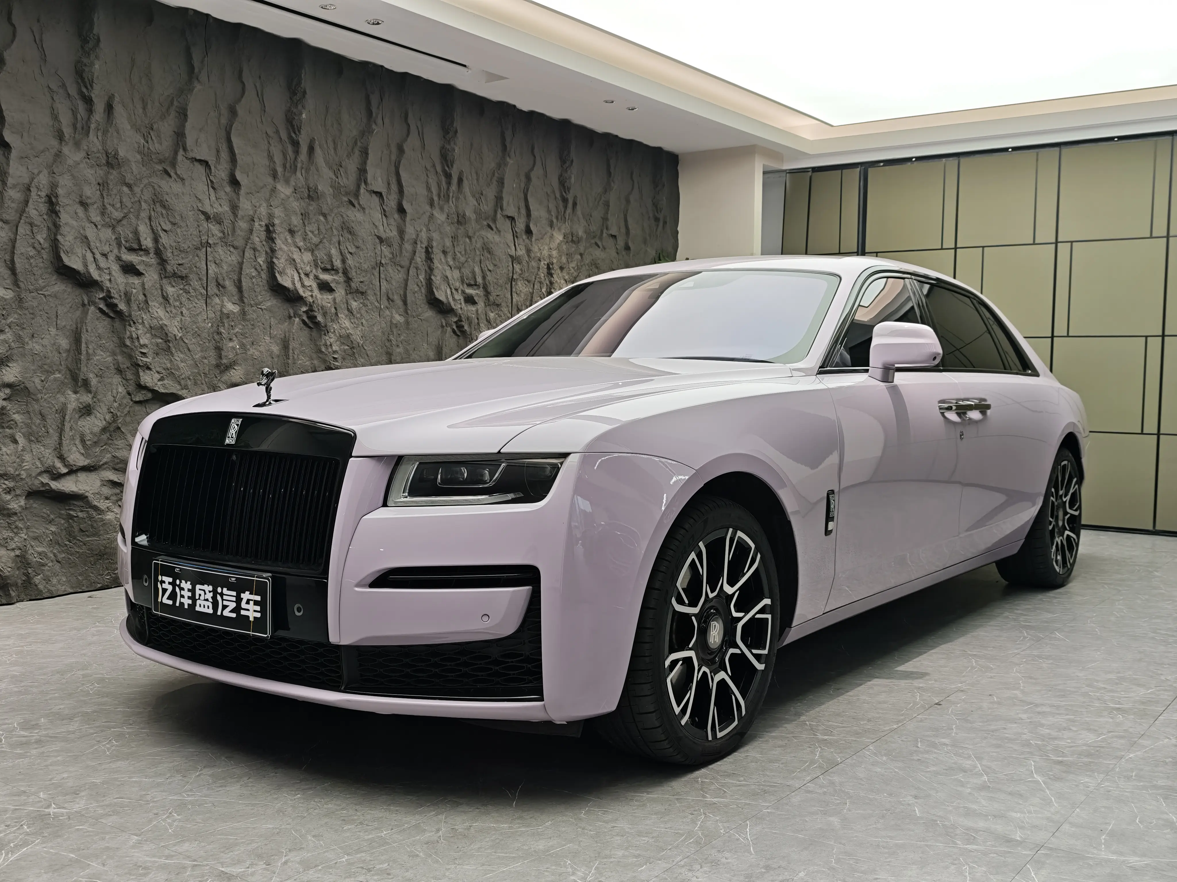 Rolls Royce Ghost  из Китая