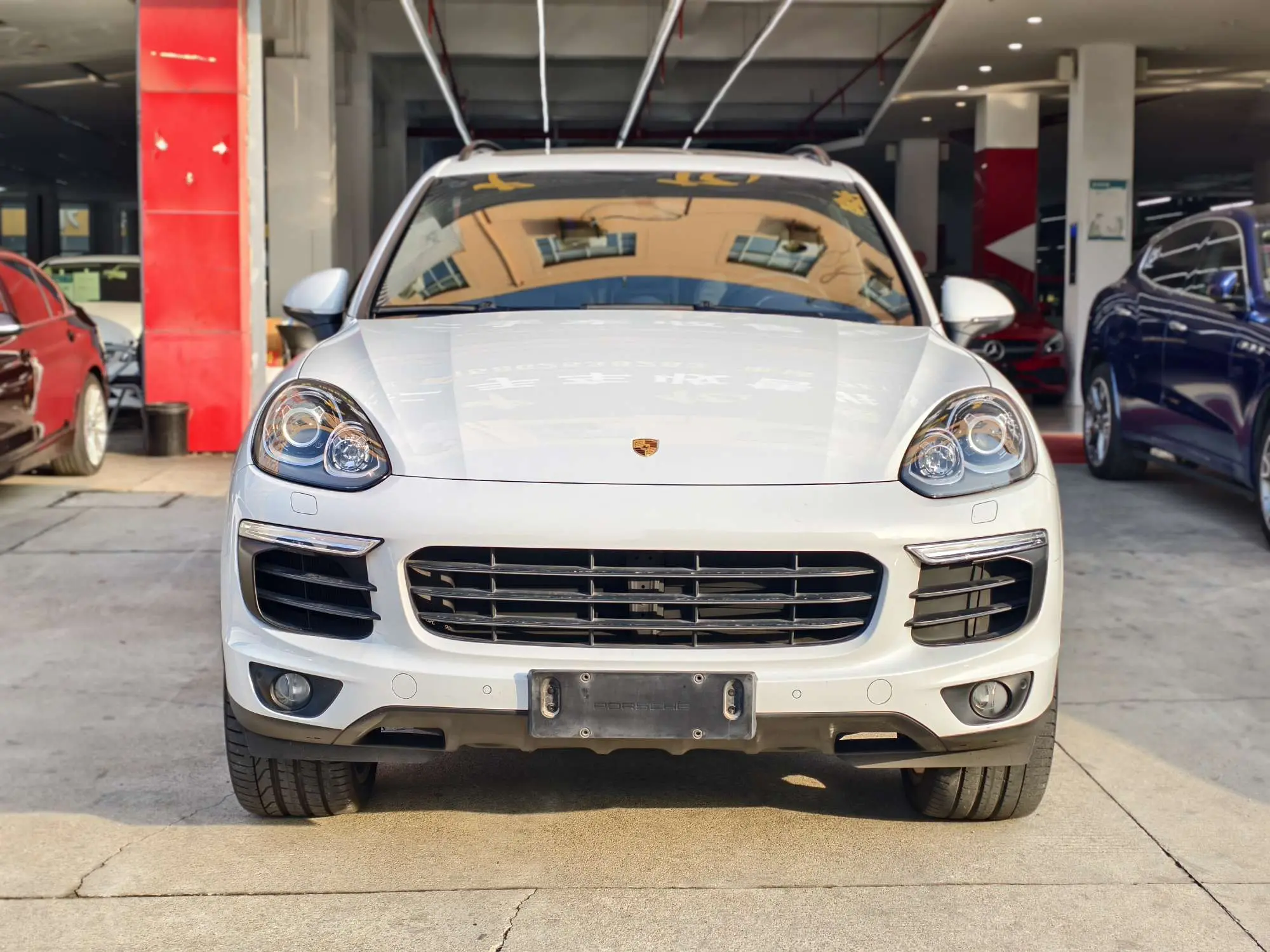 Porsche Cayenne E-Hybrid  из Китая