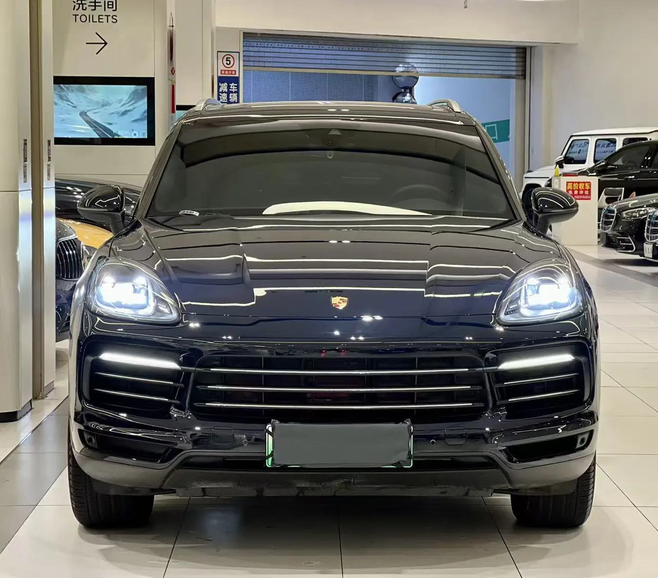 Porsche Cayenne E-Hybrid  из Китая