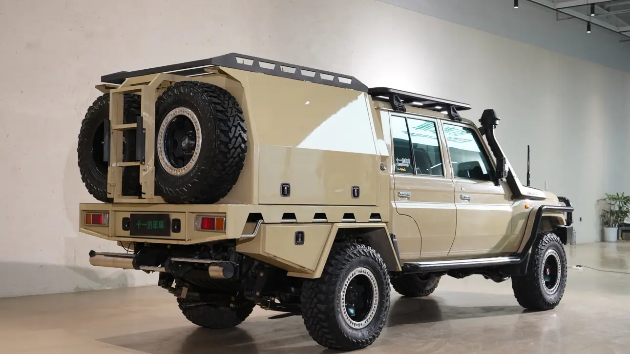 Toyota Land Cruiser
