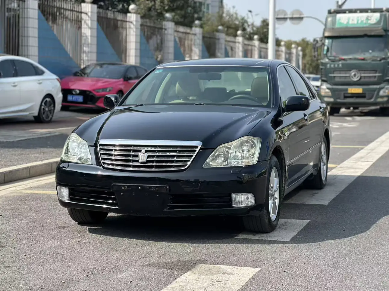 Toyota Crown  из Китая
