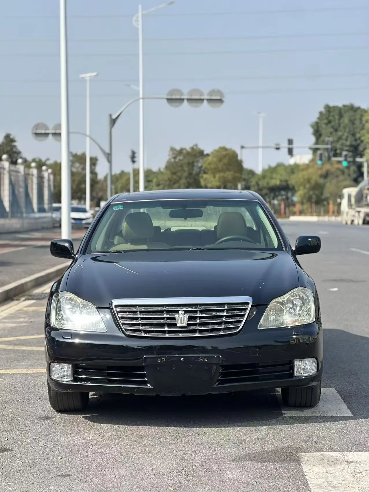 Toyota Crown  из Китая