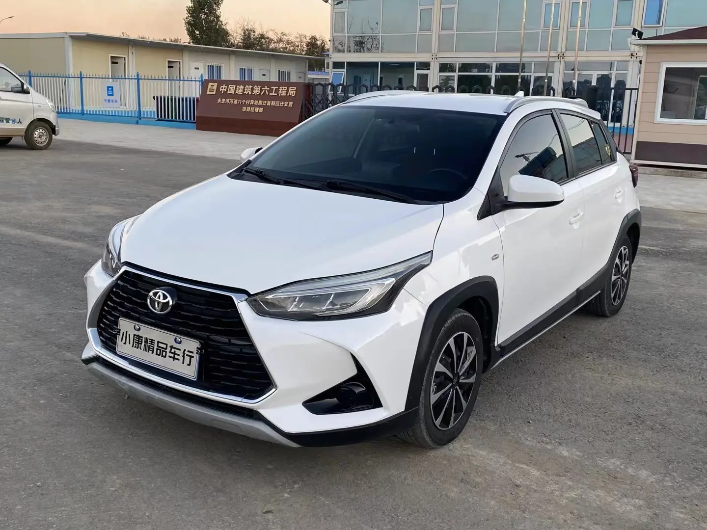 Toyota Yaris L  из Китая