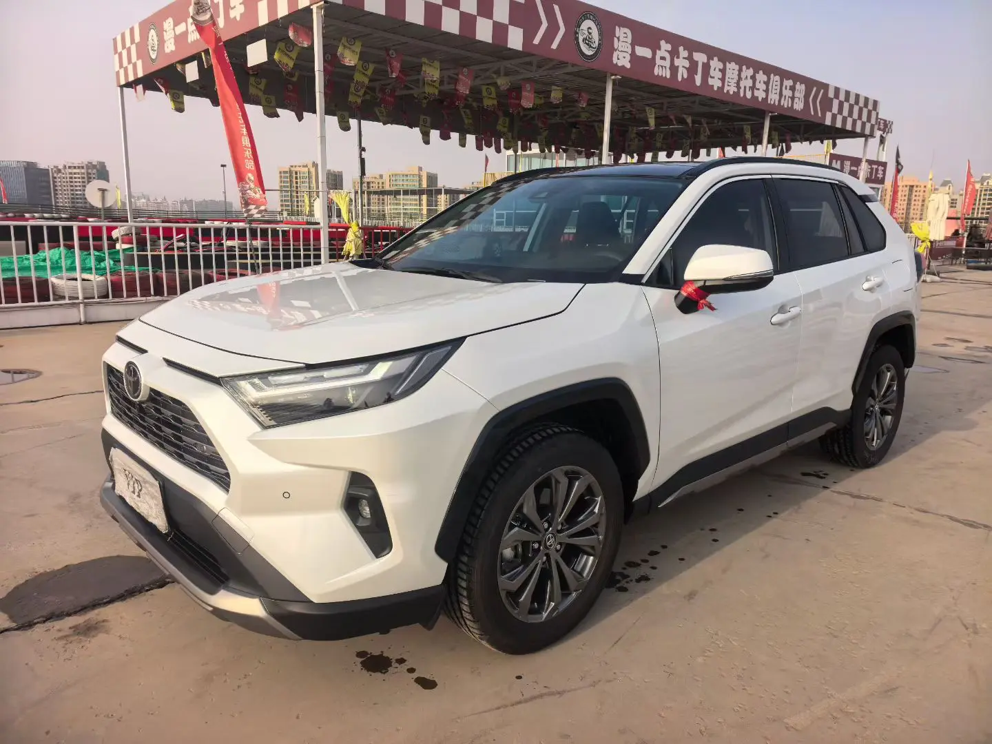 Toyota RAV4  из Китая