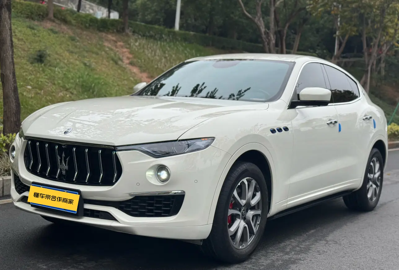 Maserati Levante  из Китая
