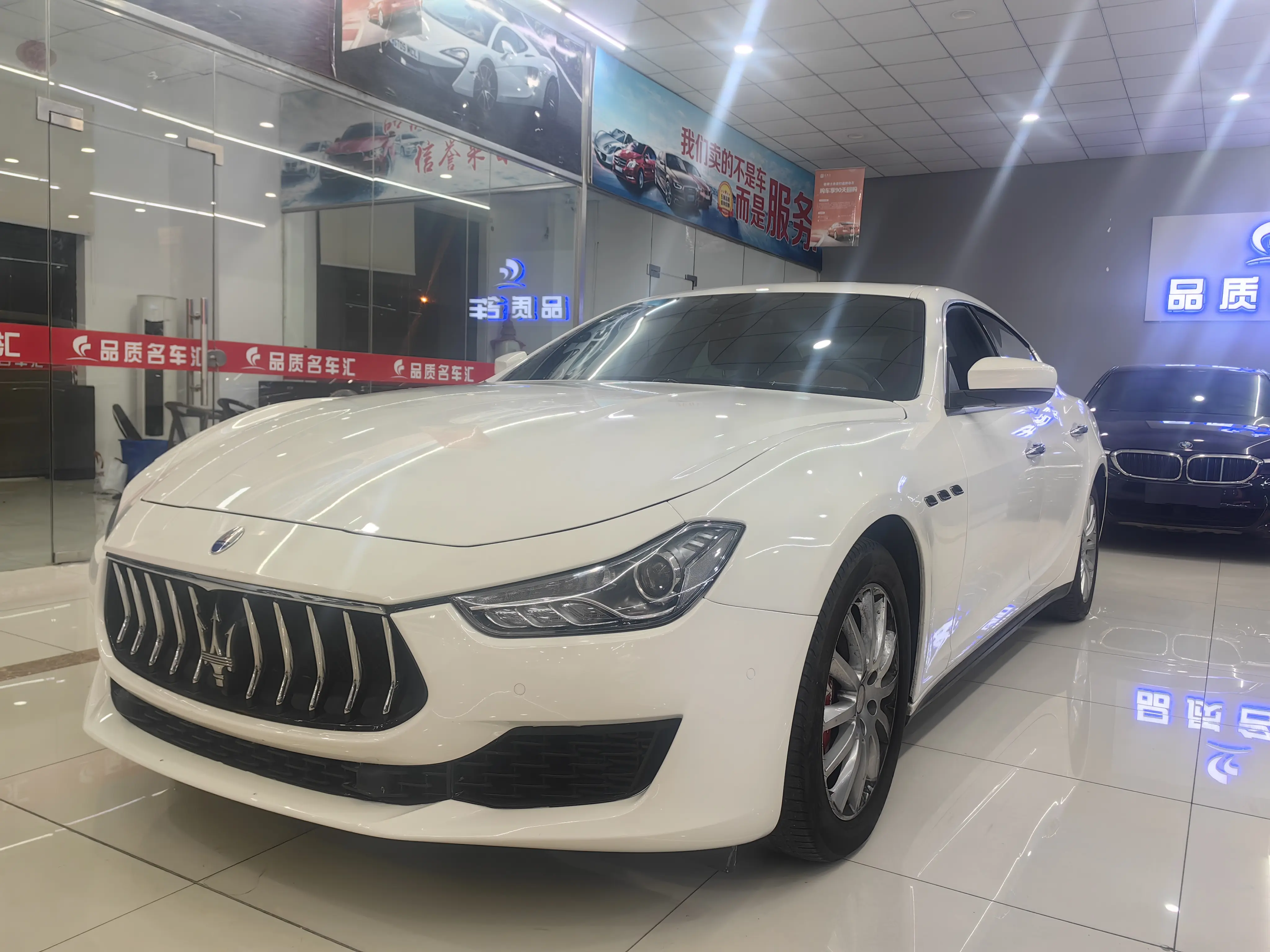 Maserati Ghibli  из Китая