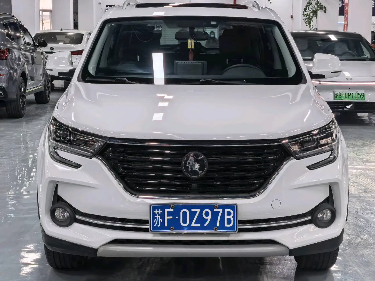 Forthing Fengxing T5 EVO  из Китая