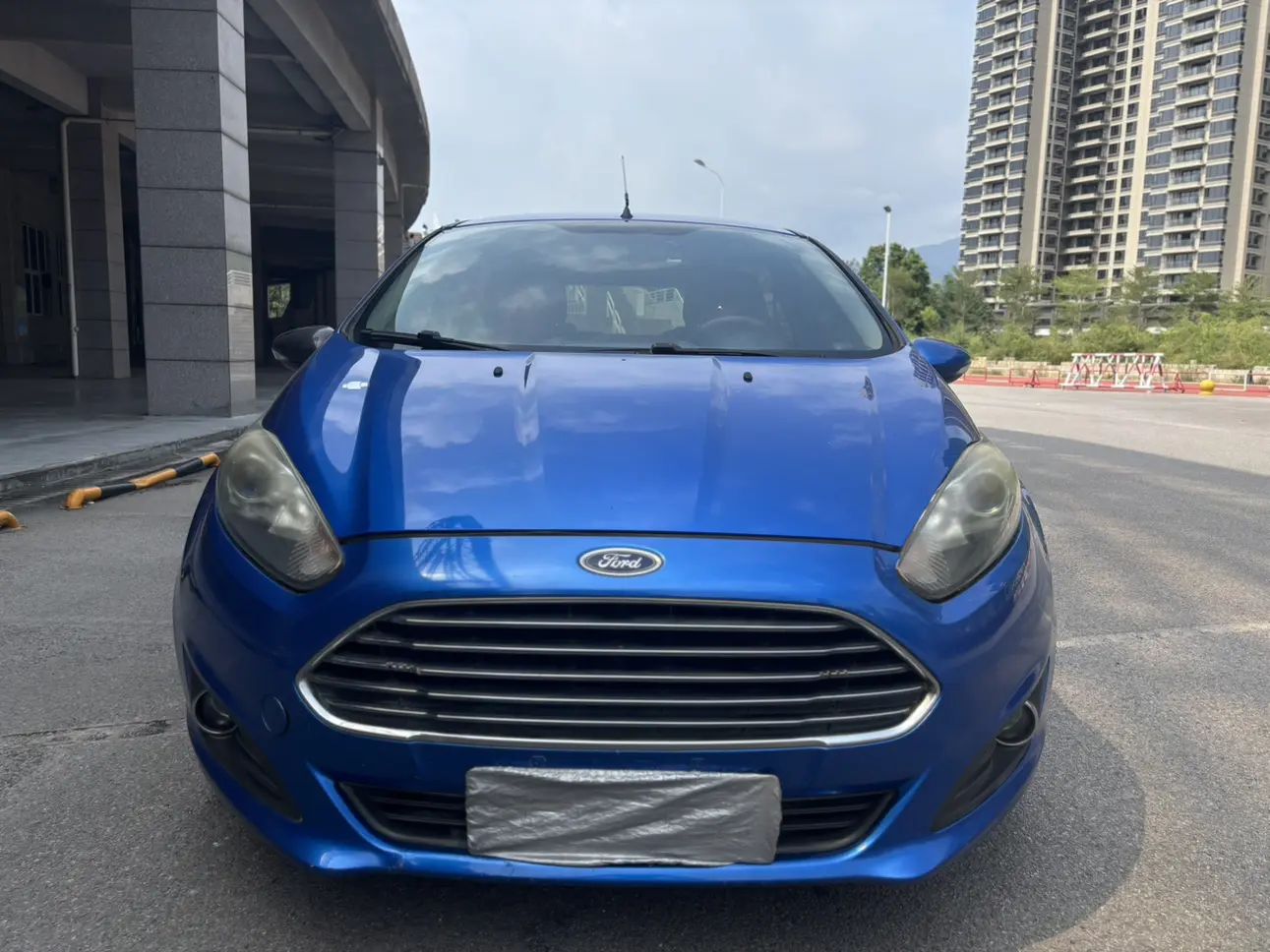 Ford Carnival  из Китая