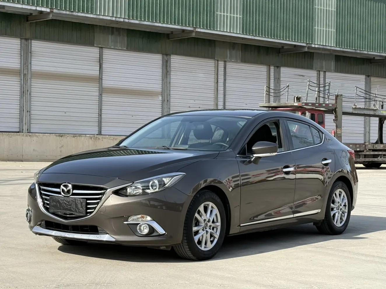 Mazda Axela (Mazda3)  из Китая