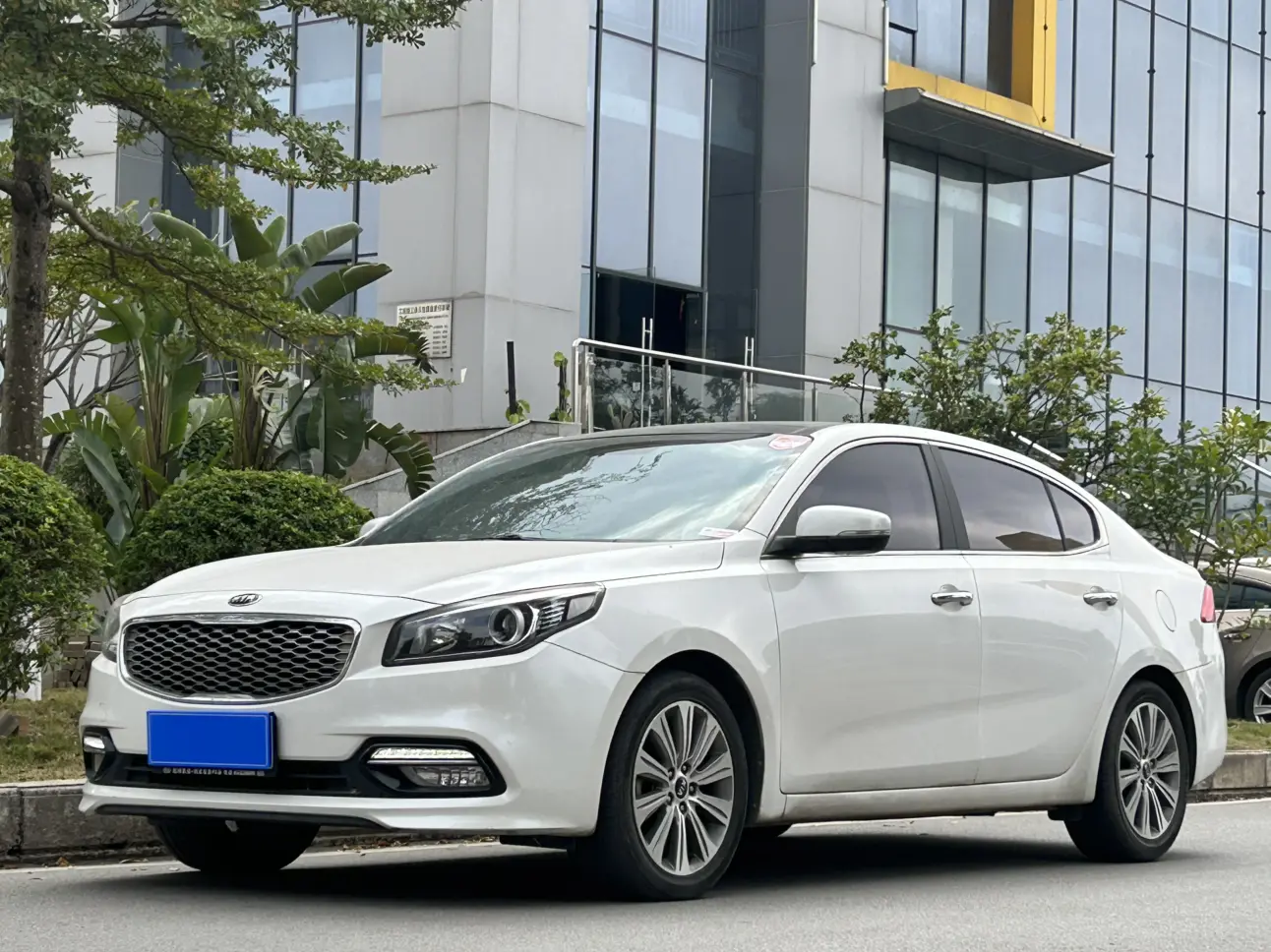 Kia K4  из Китая