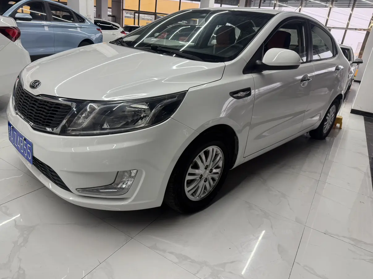 Kia K2  из Китая