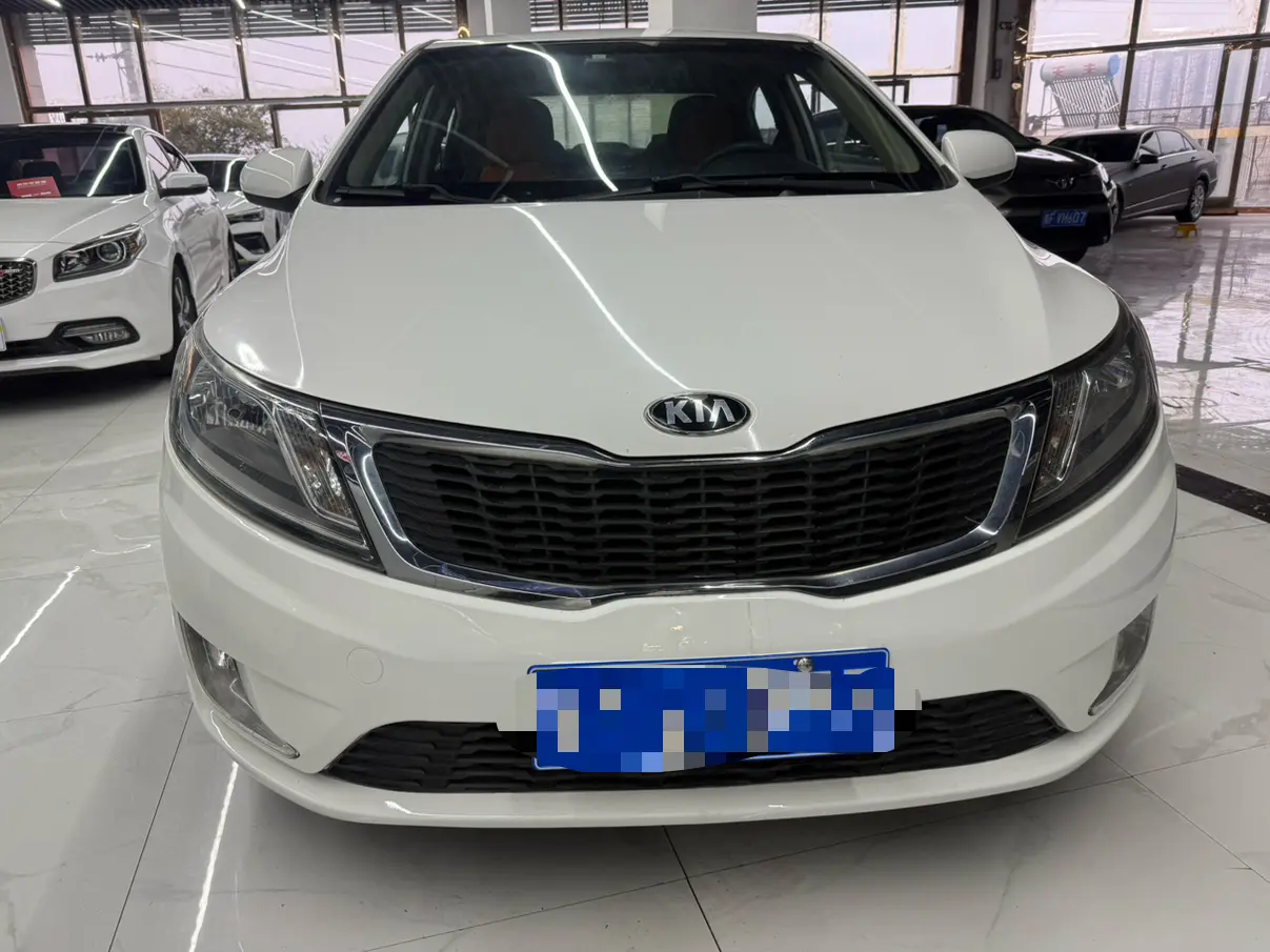 Kia K2  из Китая