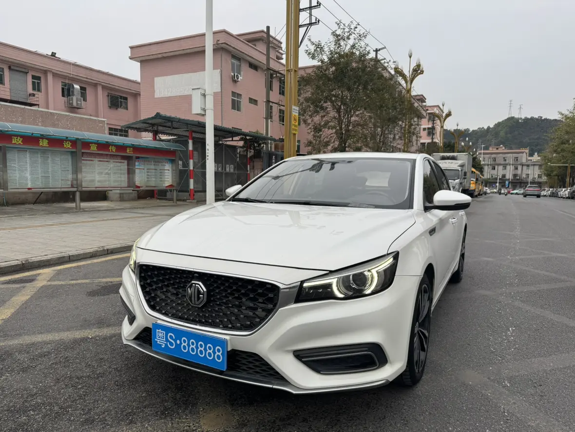 MG 6  из Китая