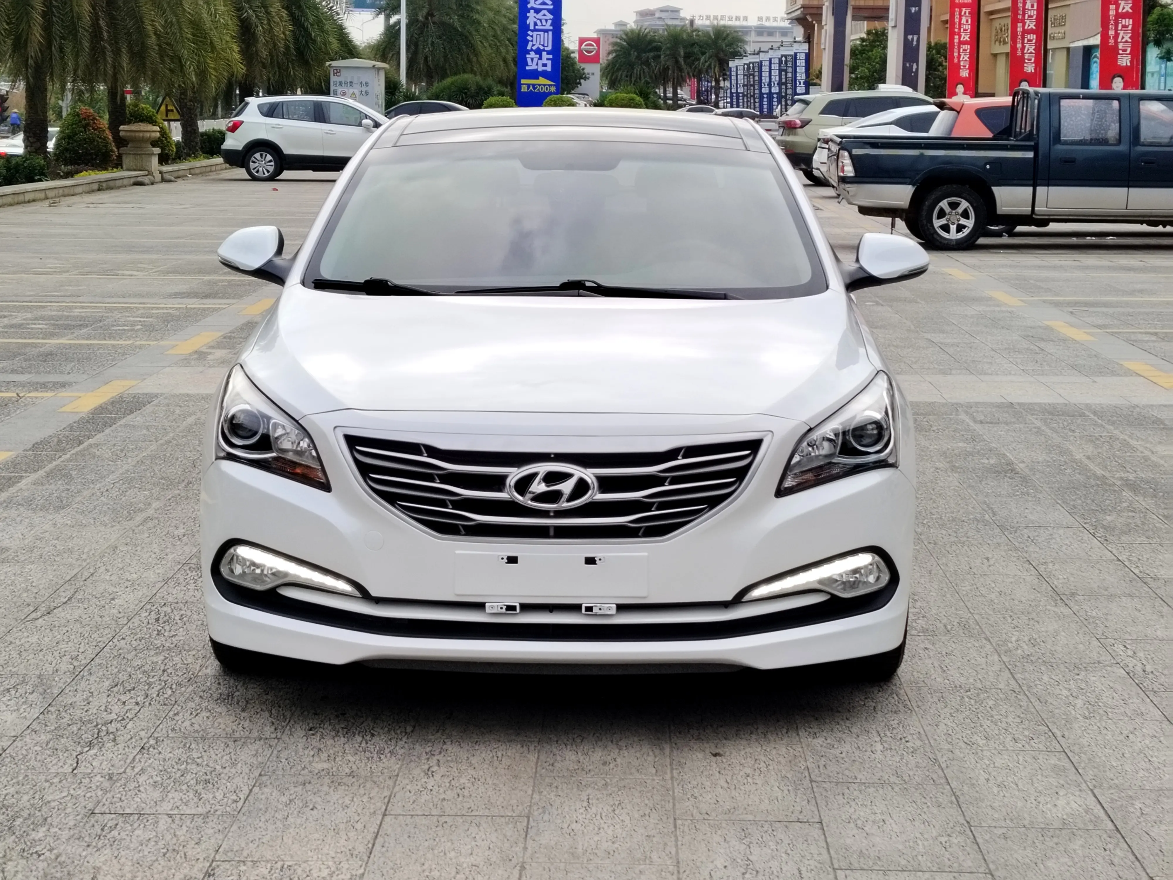 Hyundai Famous pictures  из Китая