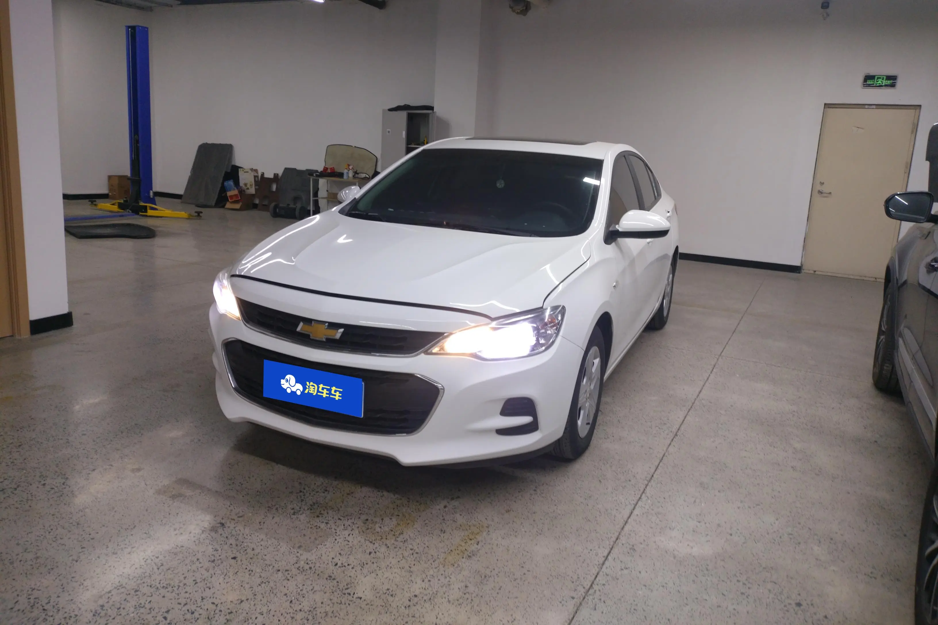Chevrolet Onix (Kovoz)  из Китая