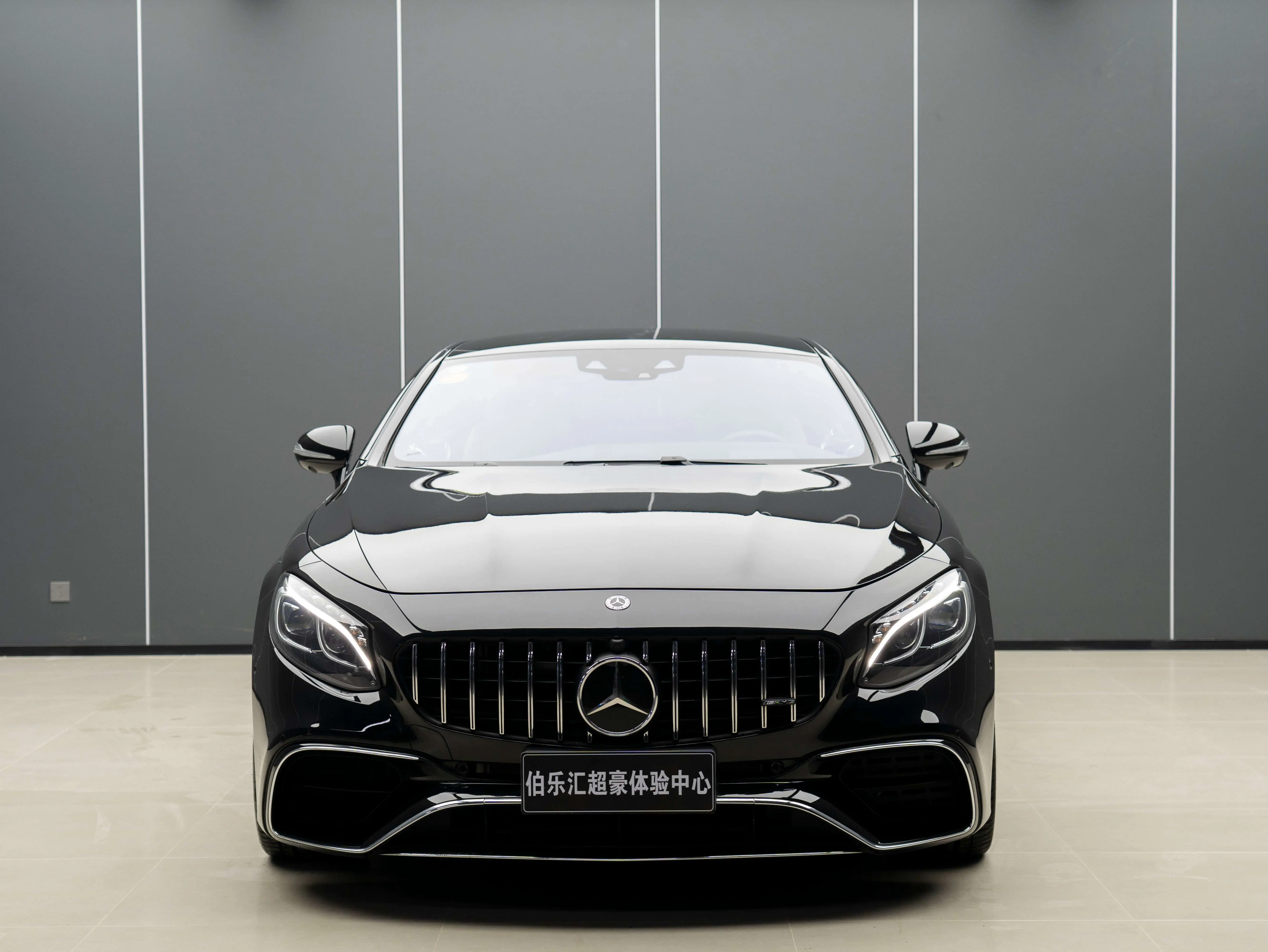 Mercedes-Benz S-Class AMG  из Китая