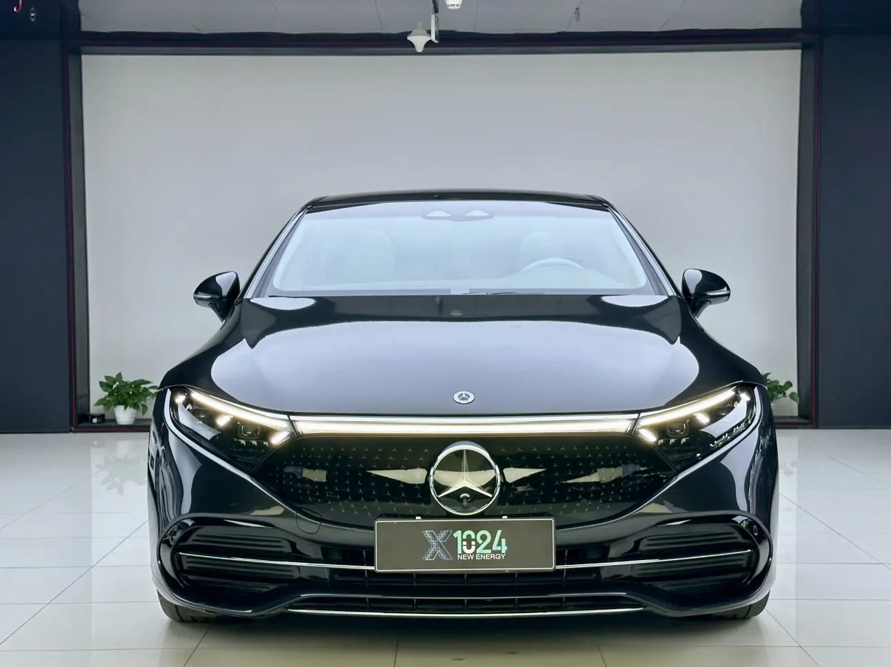 Mercedes-Benz EQS  из Китая