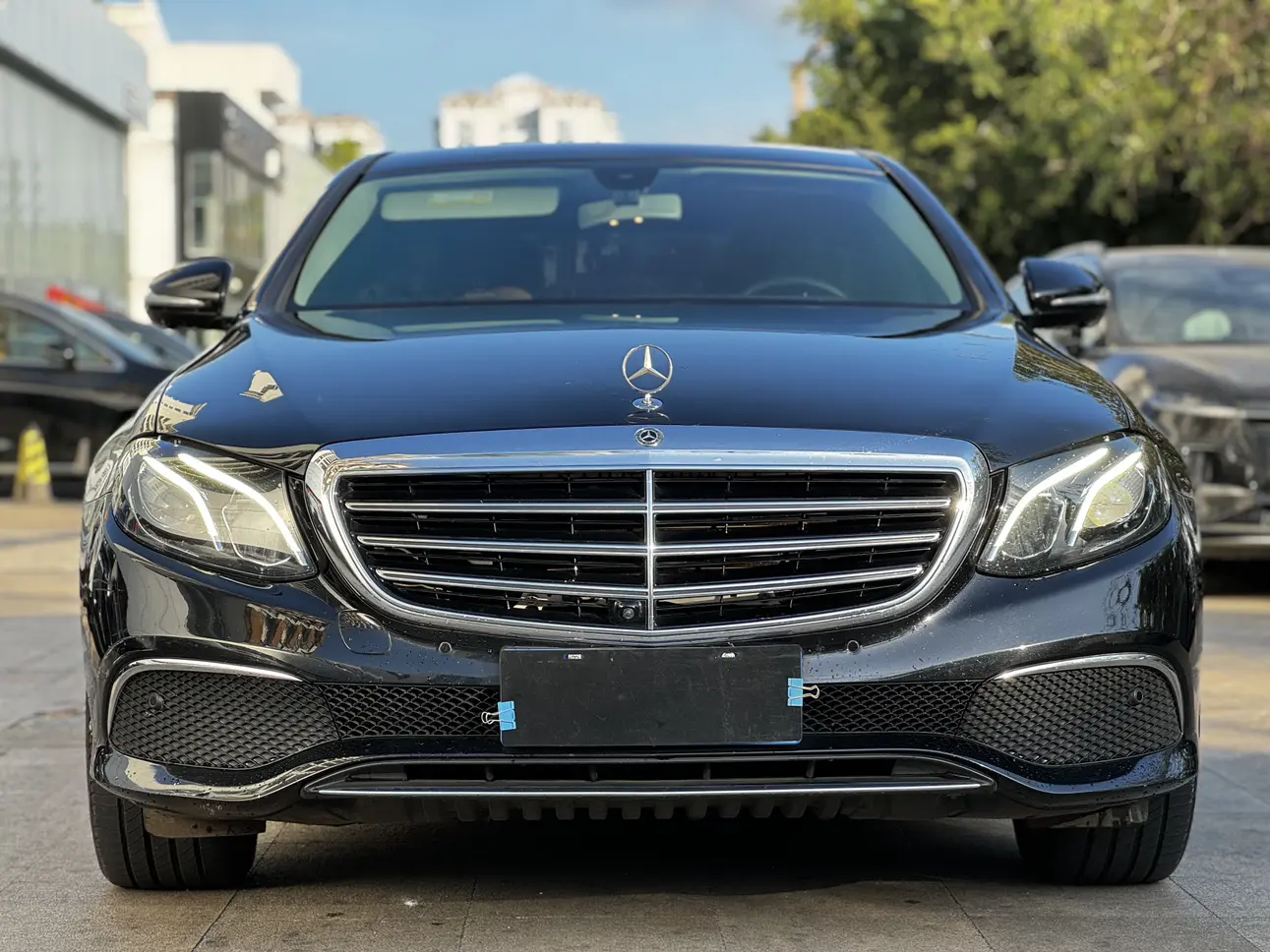 Mercedes-Benz E-Class  из Китая