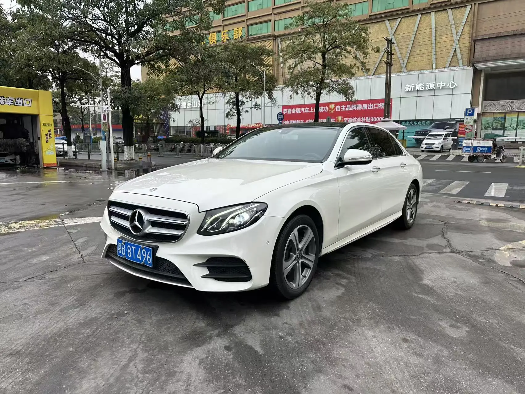 Mercedes-Benz E-Class  из Китая