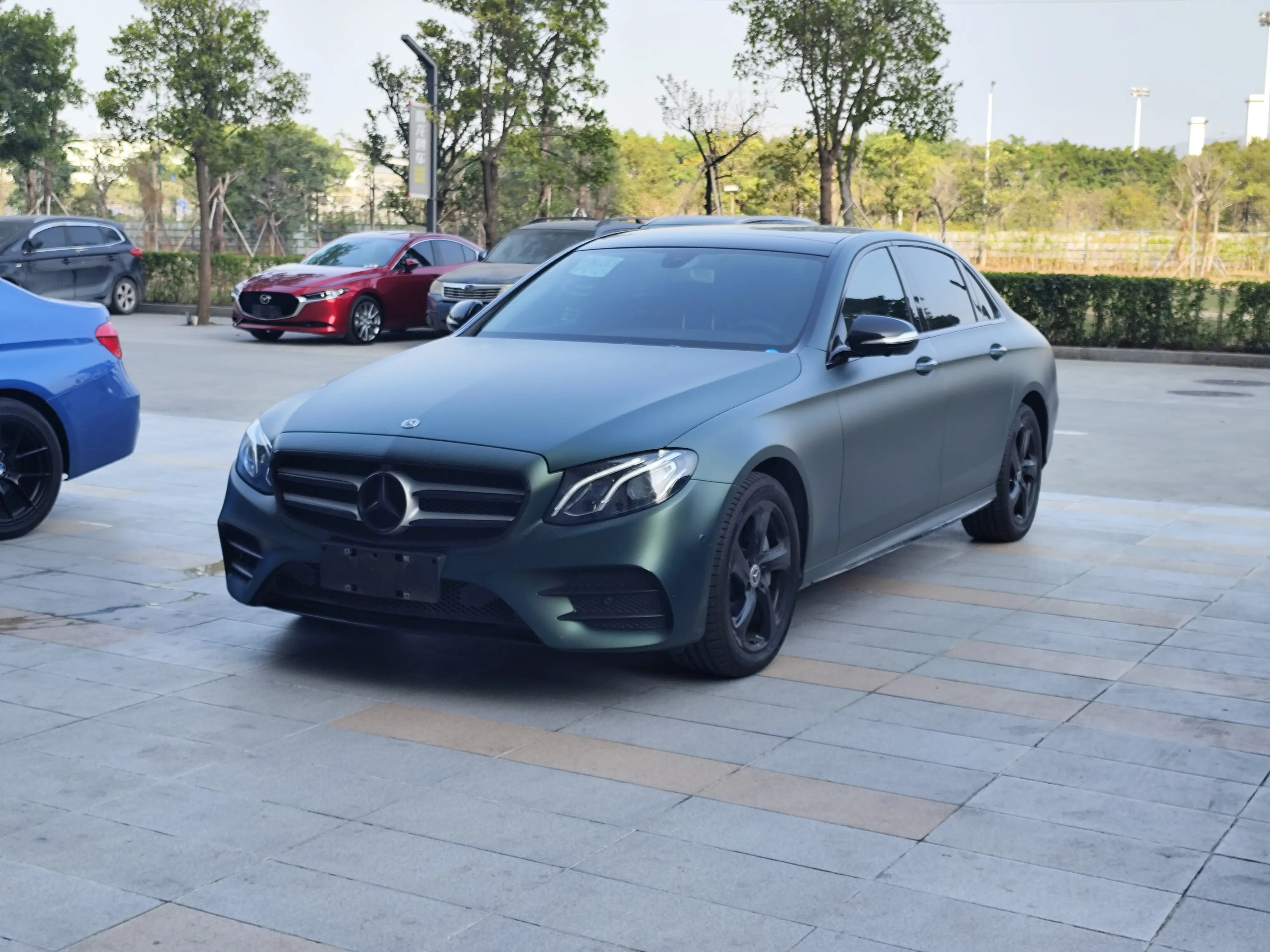 Mercedes-Benz E-Class  из Китая