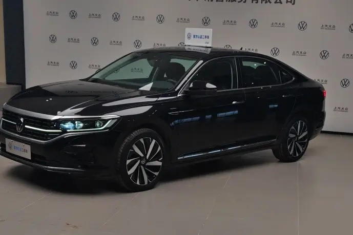 Volkswagen Passat  из Китая
