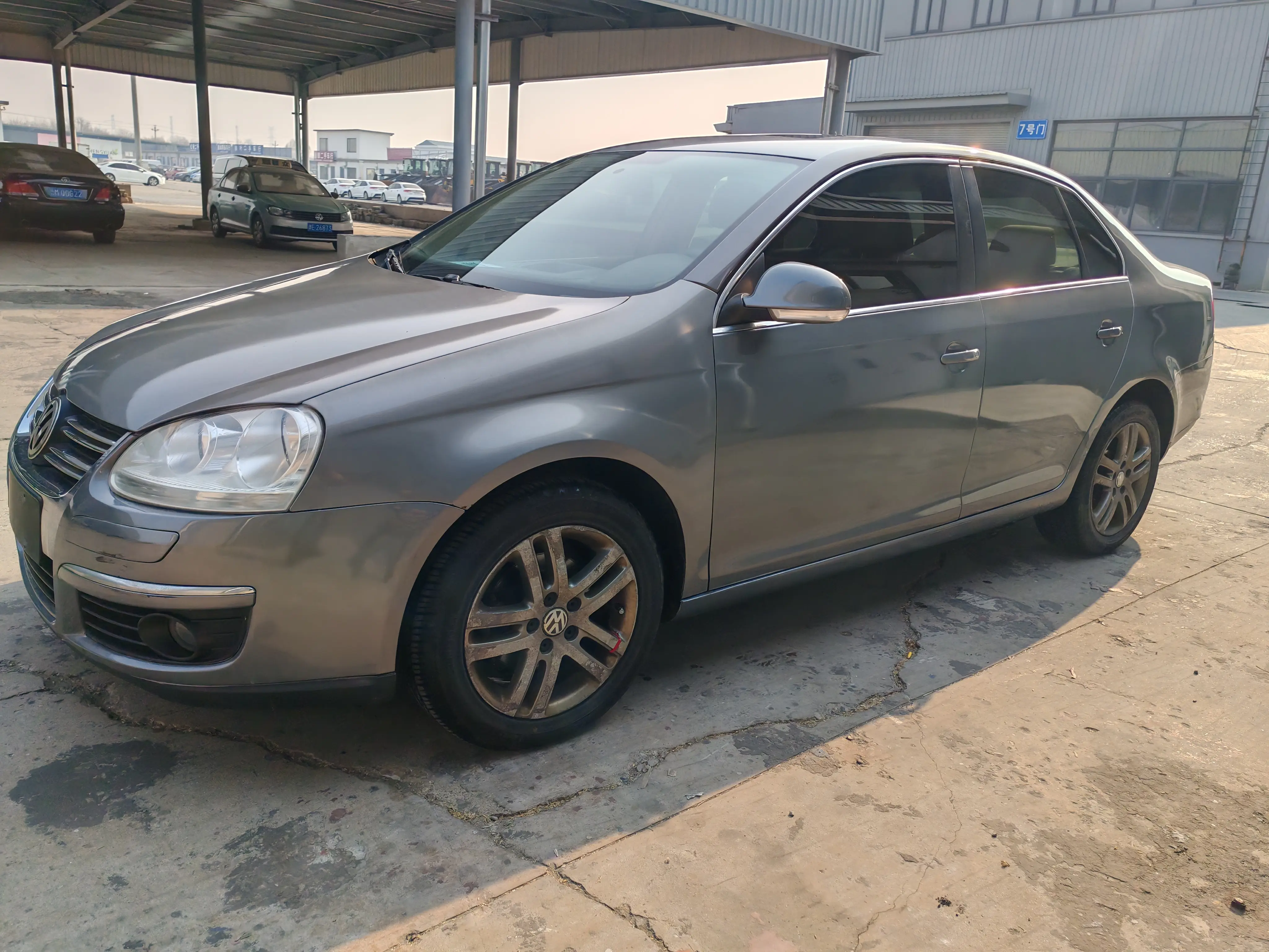 Volkswagen Sagitar  из Китая