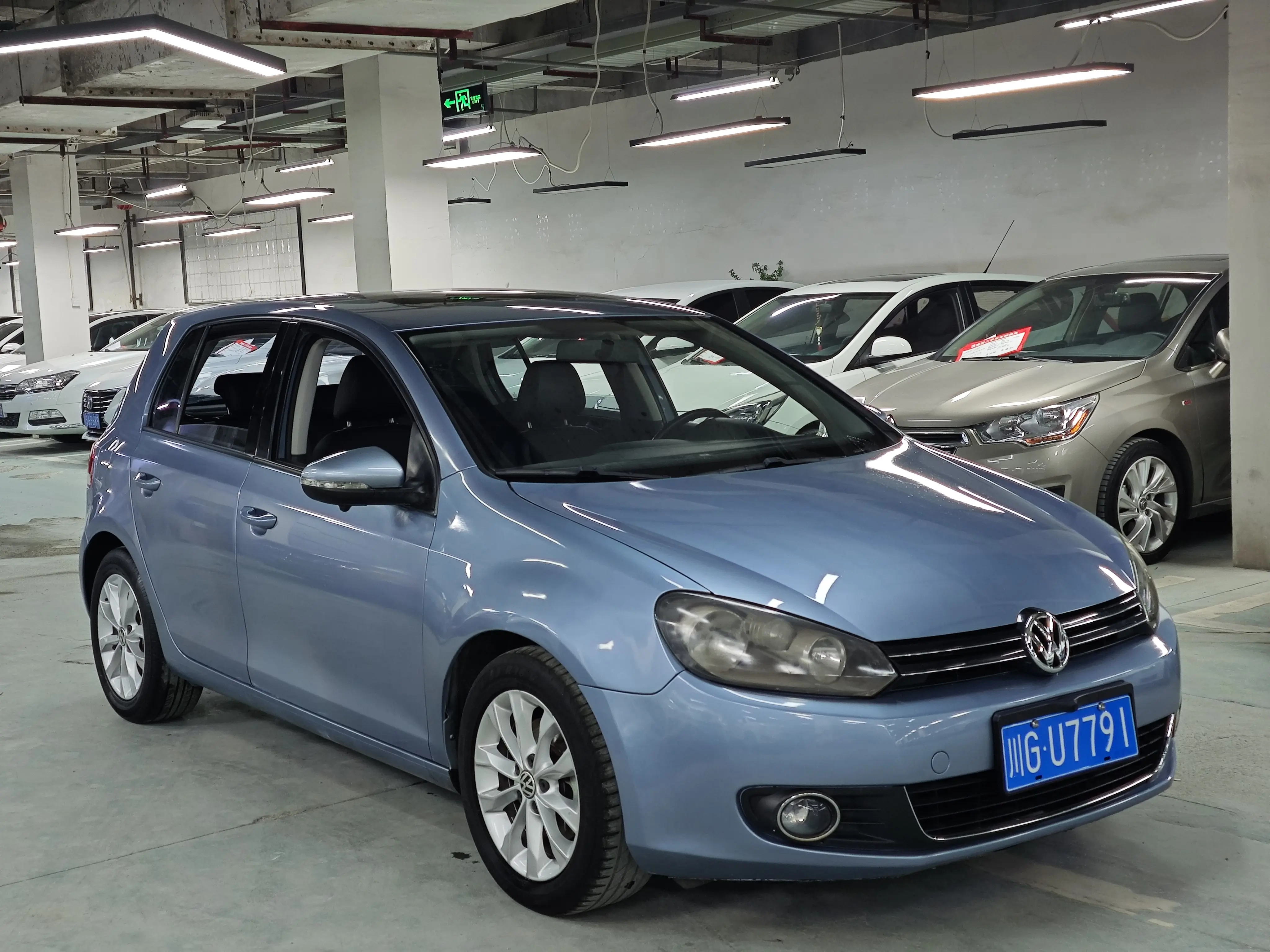 Volkswagen Golf  из Китая