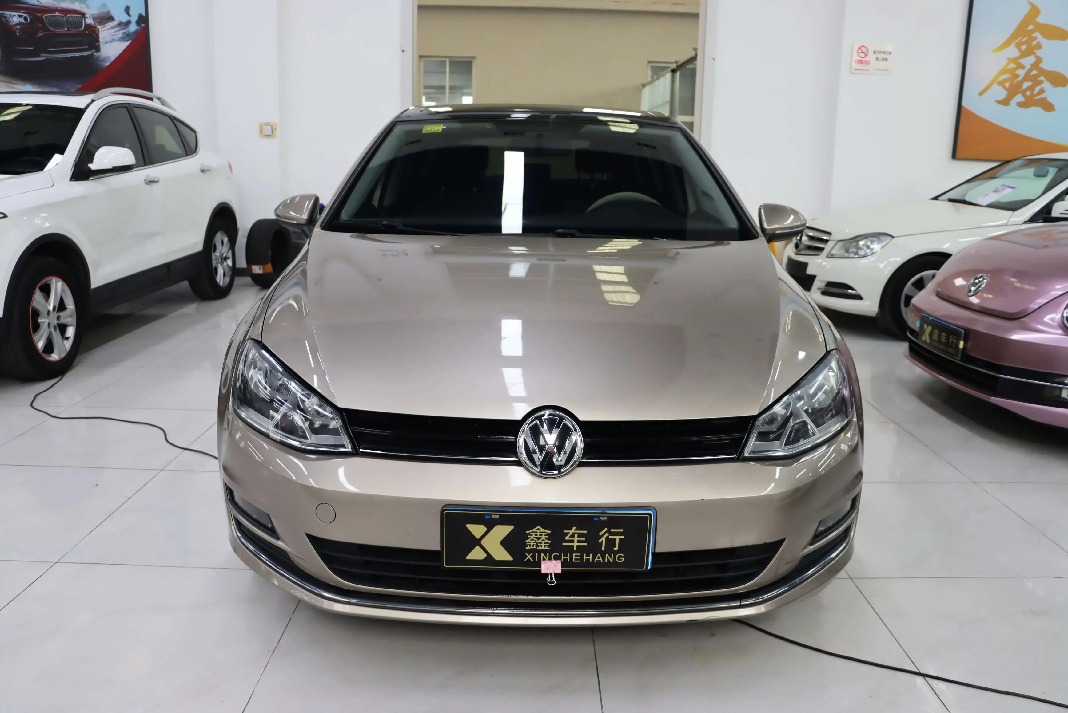 Volkswagen Golf  из Китая